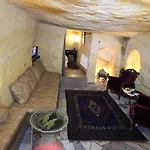 Antik Cave House 3*