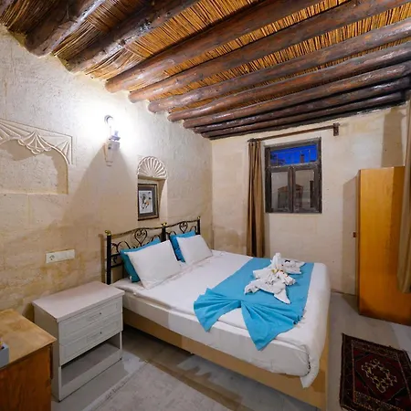 Antik Cave House 3*