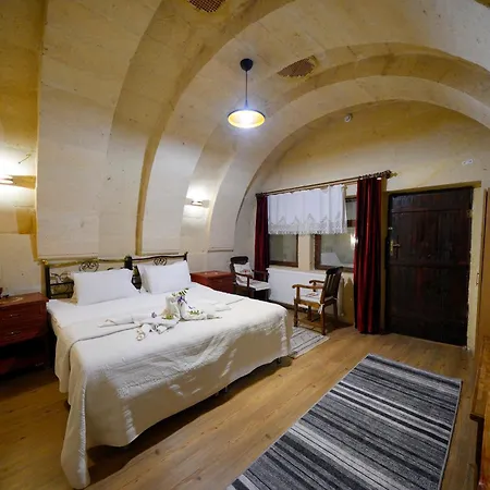 Antik Cave House 3*