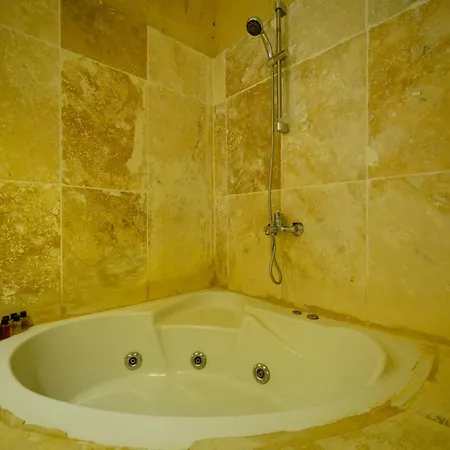Hotel Antik Cave House 3*