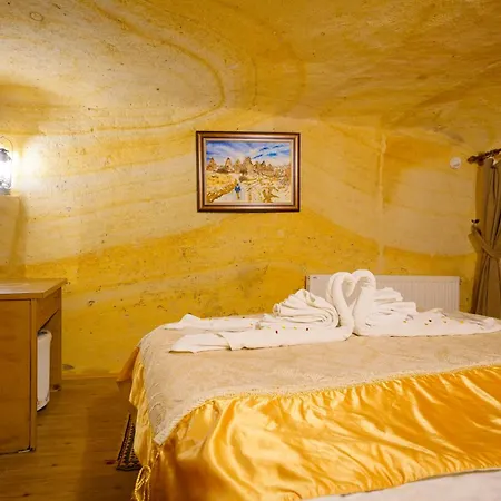 Antik Cave House 3*