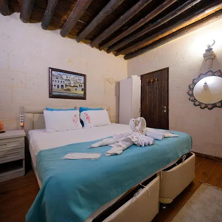 Antik Cave House 3* Urgup