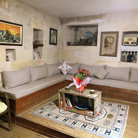 Hotel Antik Cave House 3*