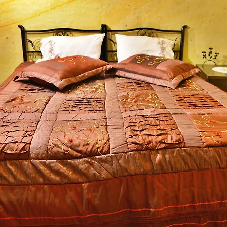 Hotel Antik Cave House 3*