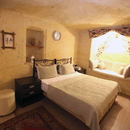 Antik Cave House 3*