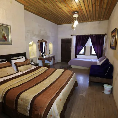 Antik Cave House 3*