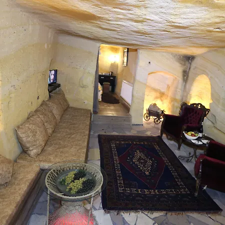 Antik Cave House 3*
