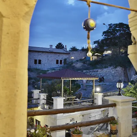 Antik Cave House Hotel 3*