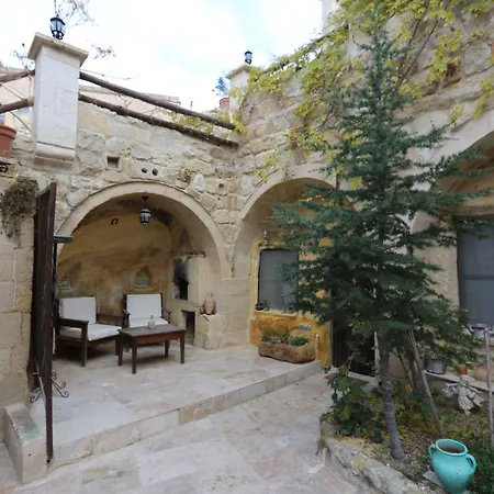 Hotel Antik Cave House 3*