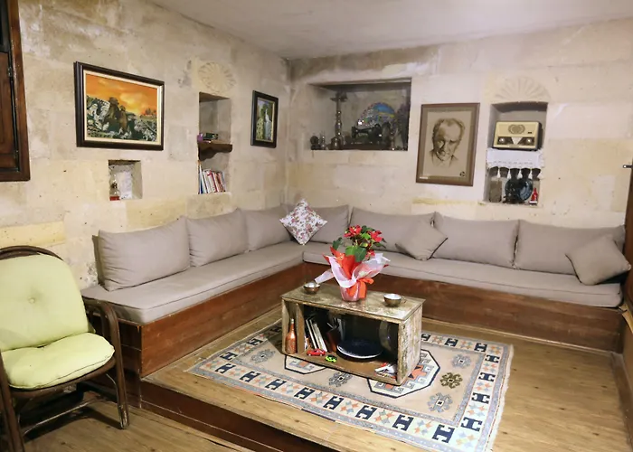 Otel Antik Cave House 3*