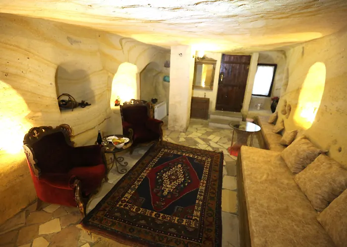 Otel Antik Cave House 3*