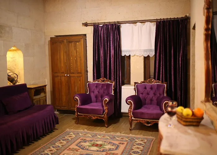 Otel Antik Cave House 3*